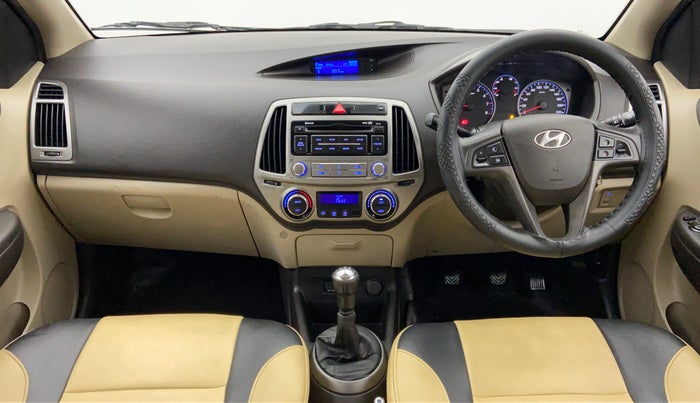 2014 Hyundai i20 SPORTZ 1.2 VTVT, Petrol, Manual, 23,178 km, Dashboard View