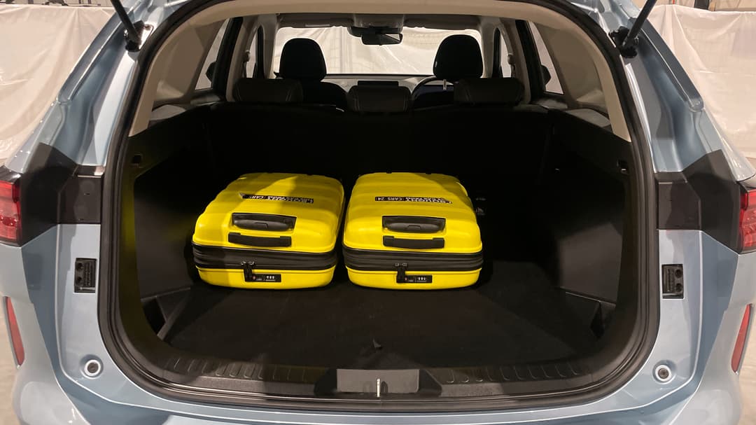 2023 GWM Haval H6 Premium, Automatic, 27583 km, Boot Inside View with Luggage
