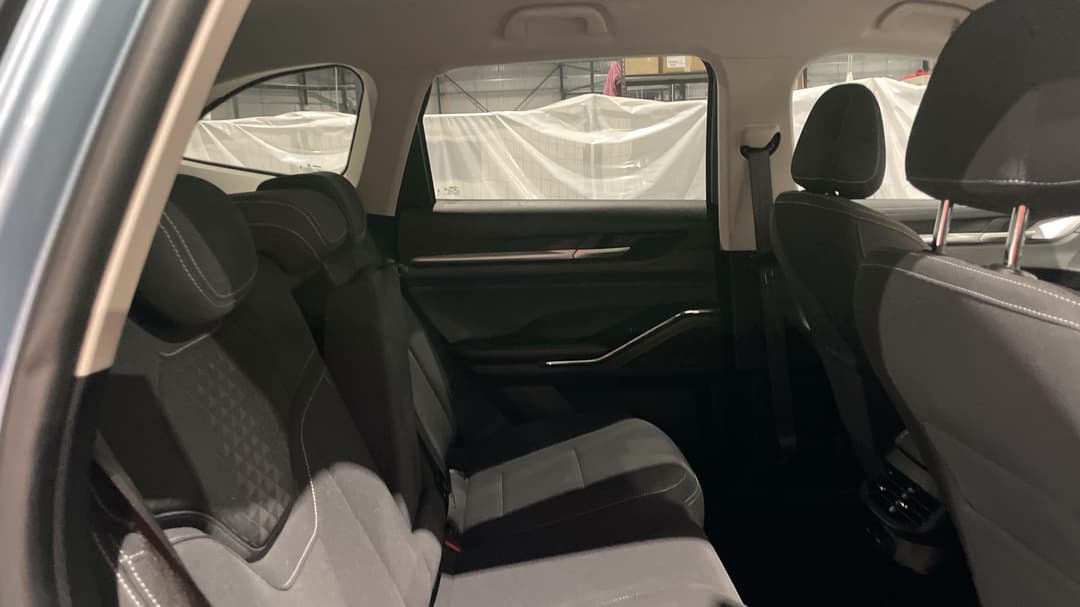 2023 GWM Haval H6 Premium, Automatic, 27583 km, Right Side Rear Door Cabin View