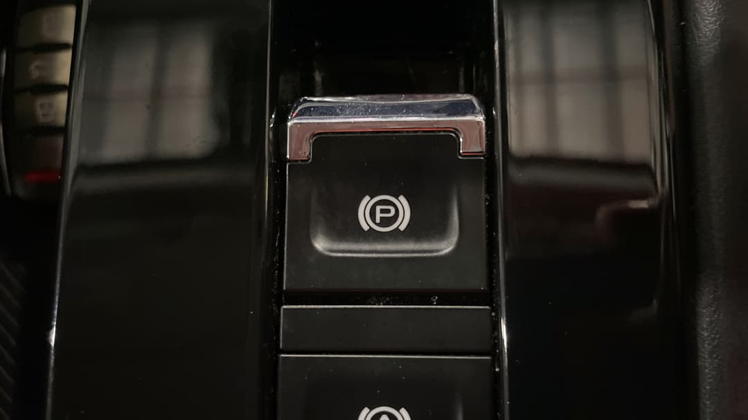 2023 GWM Haval H6 Premium, Automatic, 27583 km, Handbrake