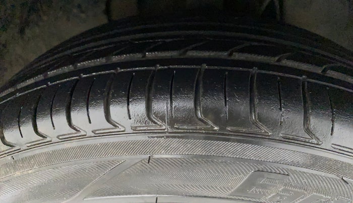 2019 Tata TIGOR XZ PLUS PETROL, Petrol, Manual, 44,197 km, Right Front Tyre Tread