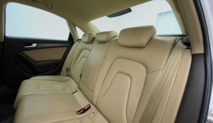 2012 Audi A4 2.0 TDI 142BHP PREMIUM, Diesel, Automatic, 1,01,600 km, Right Side Rear Door Cabin