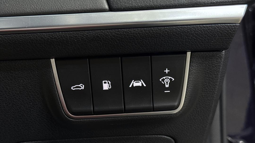 2021 Kia Stinger Gt (red Leather), Automatic, 28350 km, Utility Switches/Buttons