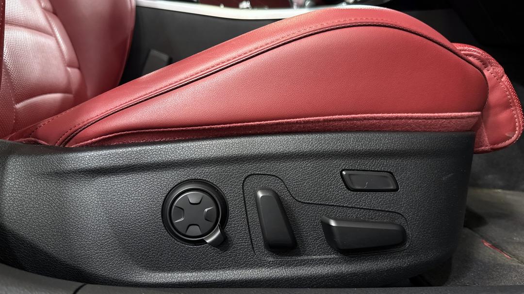 2021 Kia Stinger Gt (red Leather), Automatic, 28350 km, Drivers Side Adjustment Panel