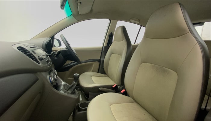2014 Hyundai i10 SPORTZ 1.1, Petrol, Manual, 27,677 km, Right Side Front Door Cabin