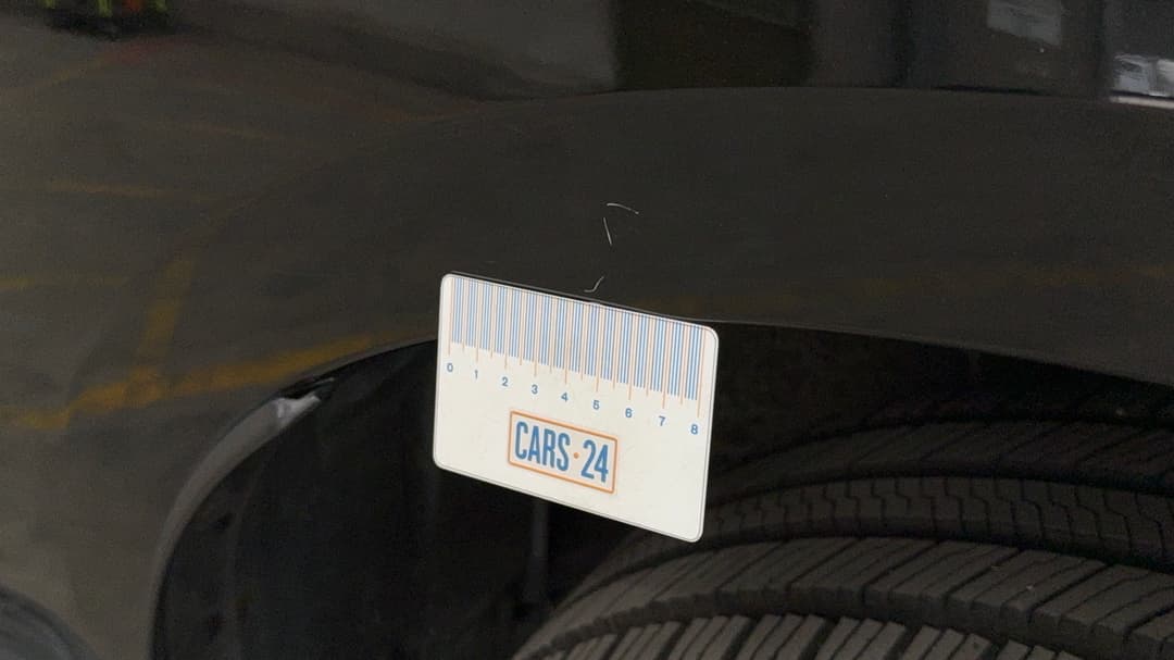 2021 Ford Everest Trend (4WD), Automatic, 62945 km, Quarter Panel Front LHS Guard Scratch