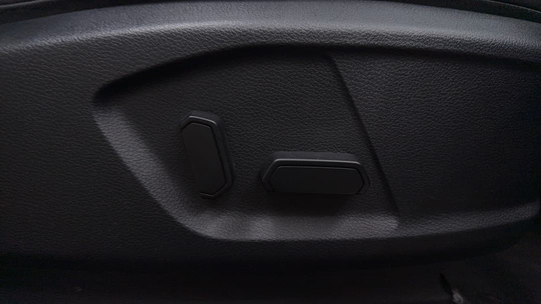 2021 Ford Everest Trend (4WD), Automatic, 62945 km, Drivers Side Adjustment Panel