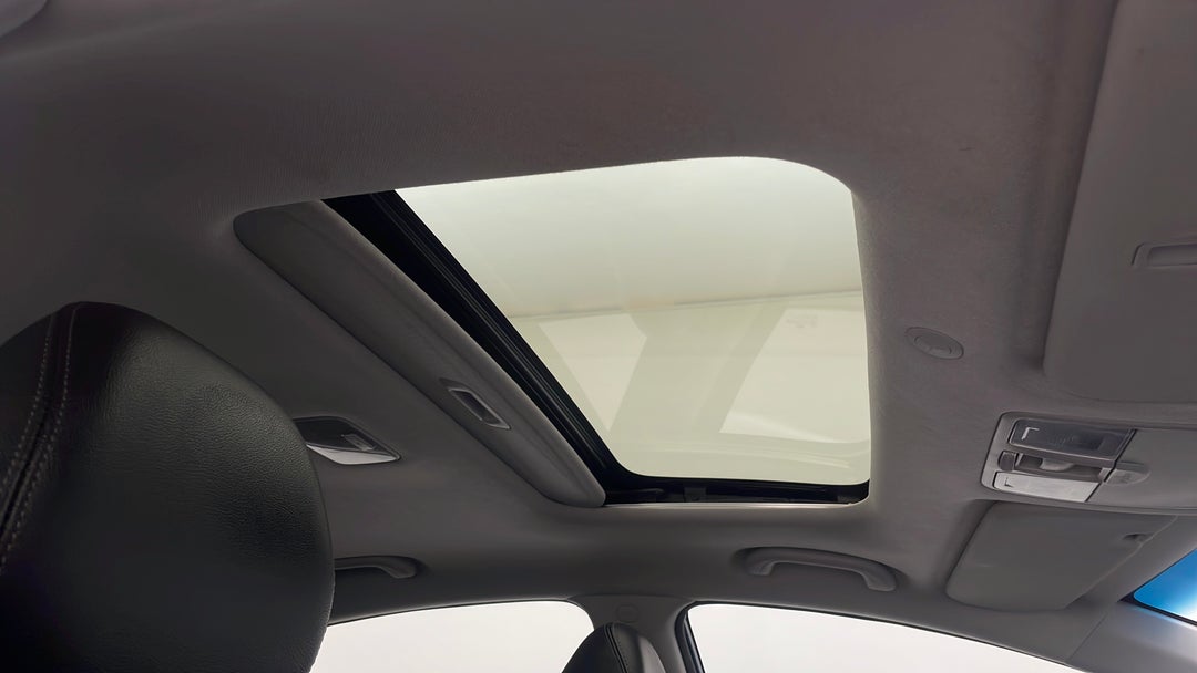 Interior Sunroof/Moonroof