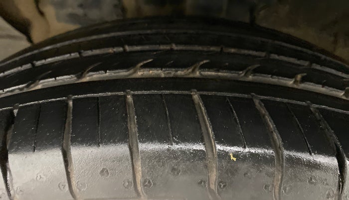 2019 KIA SELTOS GTX + AT PETROL, Petrol, Automatic, 20,453 km, Left Front Tyre Tread