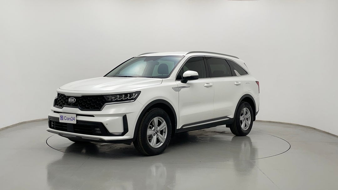 Left Front Diagonal (45- Degree) View