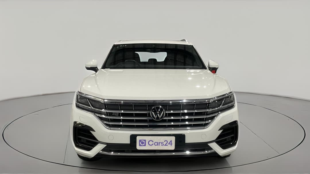 2022 Volkswagen Touareg 210tdi R-line, Automatic, 32175 km, Front View