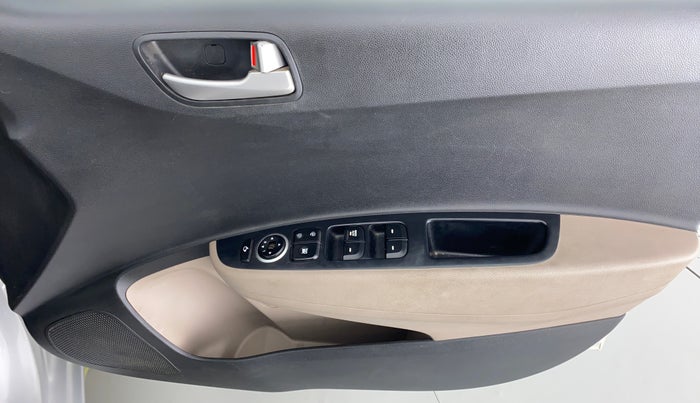 2014 Hyundai Grand i10 SPORTZ 1.2 KAPPA VTVT, Petrol, Manual, 17,479 km, Driver Side Door Panels Control
