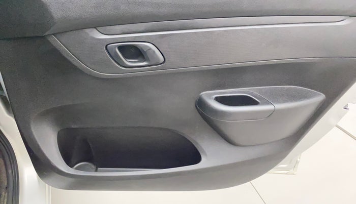 2019 Renault Kwid RXL, Petrol, Manual, 64,399 km, Driver Side Door Panels Control