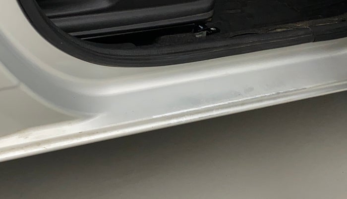 2019 Renault Kwid RXL, Petrol, Manual, 64,399 km, Right running board - Minor scratches