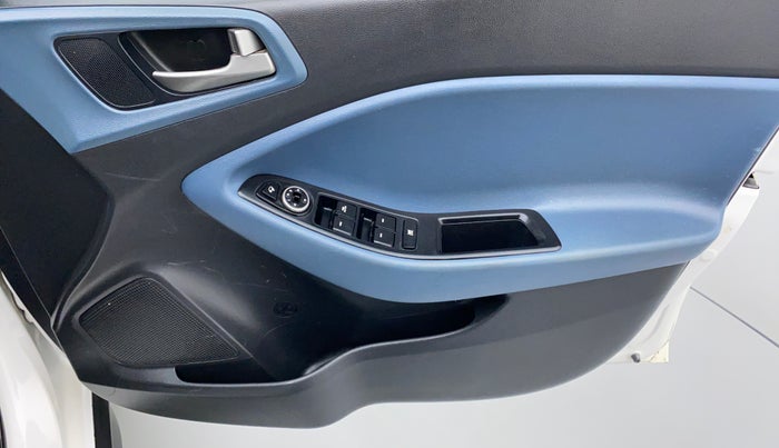 2015 Hyundai i20 Active 1.2 S, Petrol, Manual, 57,812 km, Driver Side Door Panels Control