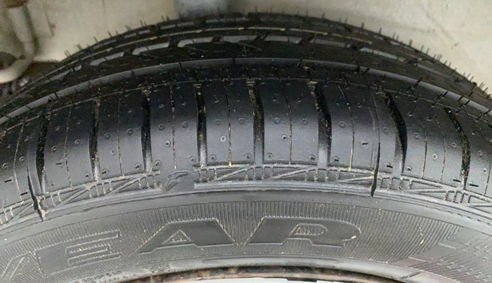 2018 Maruti Celerio ZXI D, Petrol, Manual, 64,310 km, Right Rear Tyre Tread
