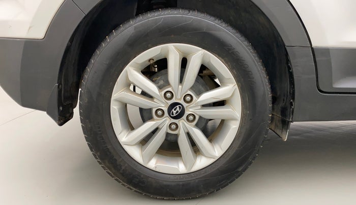 2016 Hyundai Creta 1.6 SX PLUS PETROL, Petrol, Manual, 82,962 km, Right Rear Wheel