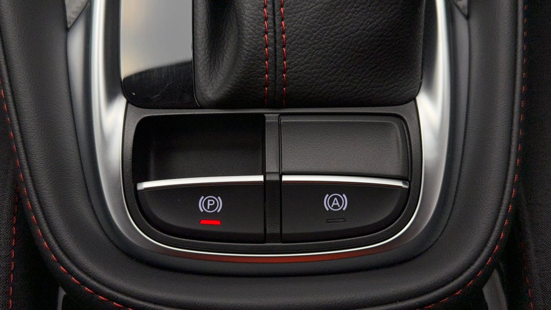 2024 MG Zst Core, Automatic, 22501 km, Handbrake