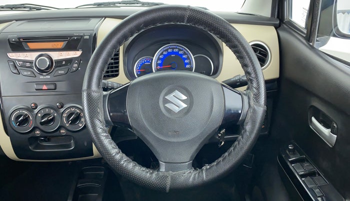 2017 Maruti Wagon R 1.0 VXI, Petrol, Manual, 25,153 km, Steering Wheel Close Up