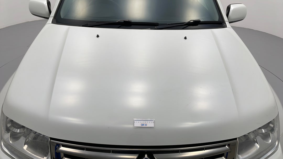 2014 Suzuki Grand Vitara Navigator (4x2), Manual, 53710 km, Bonnet Chip