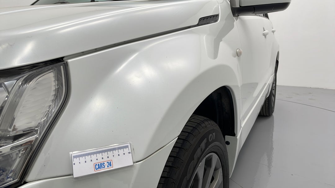 2014 Suzuki Grand Vitara Navigator (4x2), Manual, 53710 km, Quarter Panel Front LHS Guard Chip