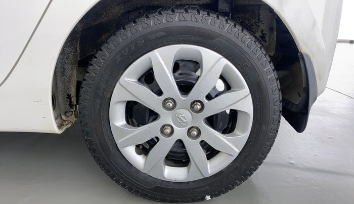 2018 Hyundai Eon MAGNA PLUS OPTIONAL, Petrol, Manual, 33,233 km, Left Rear Wheel