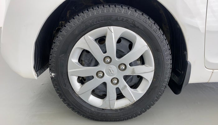 2018 Hyundai Eon MAGNA PLUS OPTIONAL, Petrol, Manual, 33,233 km, Left Front Wheel