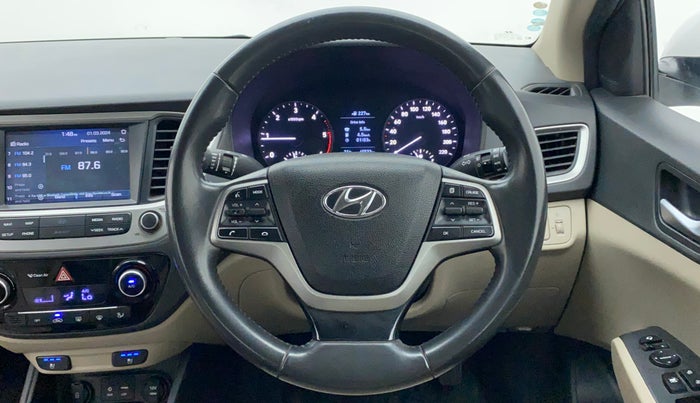 2018 Hyundai Verna 1.6 SX (O) CRDI MT, Diesel, Manual, 65,533 km, Steering Wheel Close Up