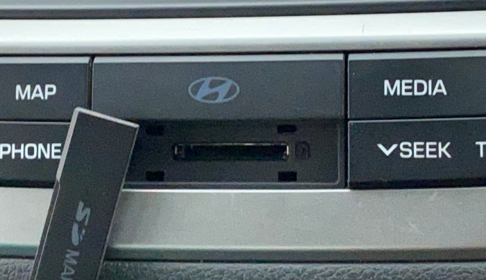 2018 Hyundai Verna 1.6 SX (O) CRDI MT, Diesel, Manual, 65,533 km, Infotainment system - GPS Card not working/missing