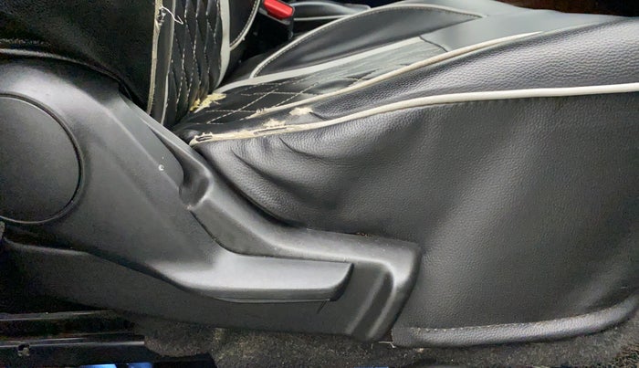 2019 Maruti Baleno DELTA PETROL 1.2, Petrol, Manual, 42,603 km, Driver Side Adjustment Panel
