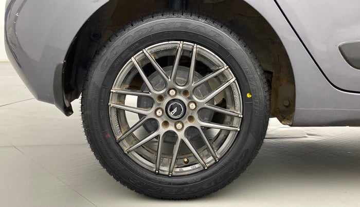 2017 Hyundai Grand i10 SPORTZ O 1.2, Petrol, Manual, 51,785 km, Right Rear Wheel