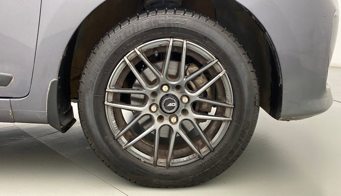 2017 Hyundai Grand i10 SPORTZ O 1.2, Petrol, Manual, 51,785 km, Right Front Wheel