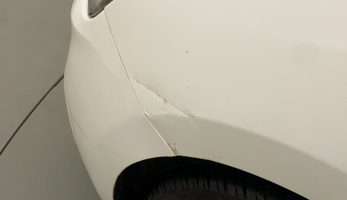 2017 Hyundai Xcent E+, CNG, Manual, 70,800 km, Left fender - Slightly dented