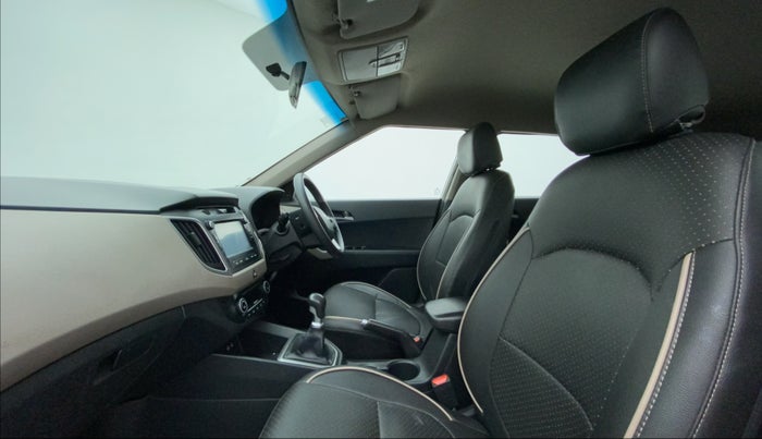 2016 Hyundai Creta SX PLUS 1.6 PETROL, Petrol, Manual, 54,620 km, Right Side Front Door Cabin