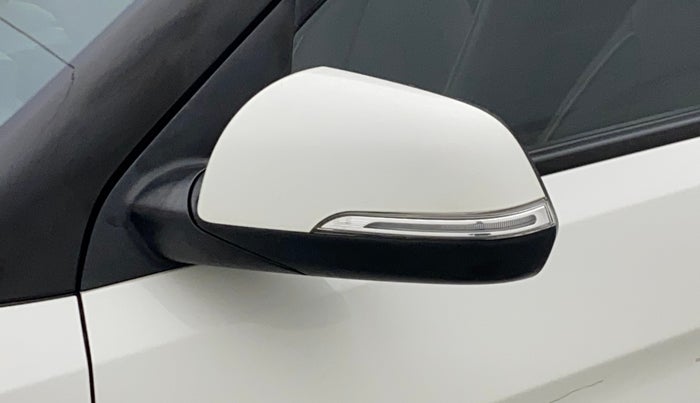 2016 Hyundai Creta SX PLUS 1.6 PETROL, Petrol, Manual, 54,620 km, Left rear-view mirror - Mirror motor not working