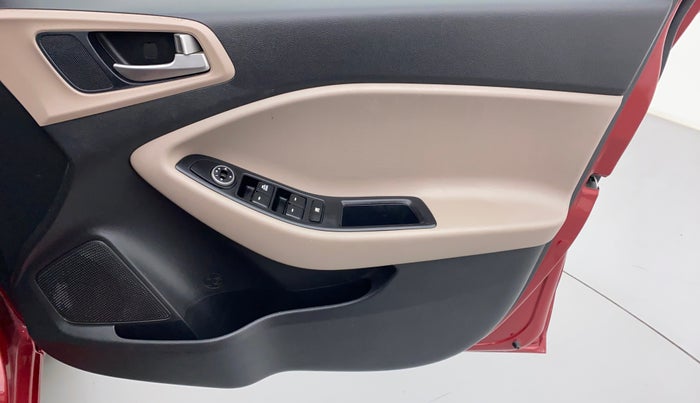 2019 Hyundai Elite i20 1.2 MAGNA PLUS VTVT, Petrol, Manual, Driver Side Door Panels Control