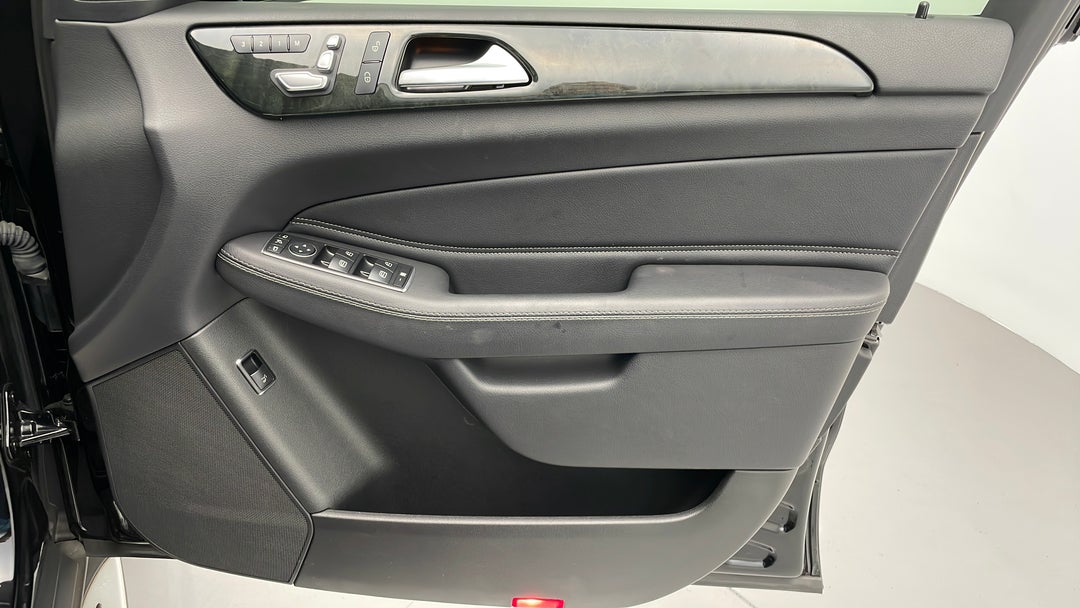 2017 Mercedes-benz GLE 350 D 4matic, Automatic, 112756 km, Speaker View