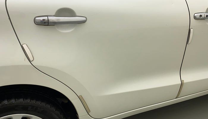 2015 Maruti Baleno ALPHA PETROL 1.2, Petrol, Manual, 69,031 km, Right rear door - Minor scratches