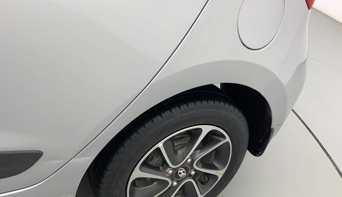 2018 Hyundai Grand i10 SPORTZ AT 1.2 KAPPA VTVT, Petrol, Automatic, 21,403 km, Left quarter panel - Slightly dented