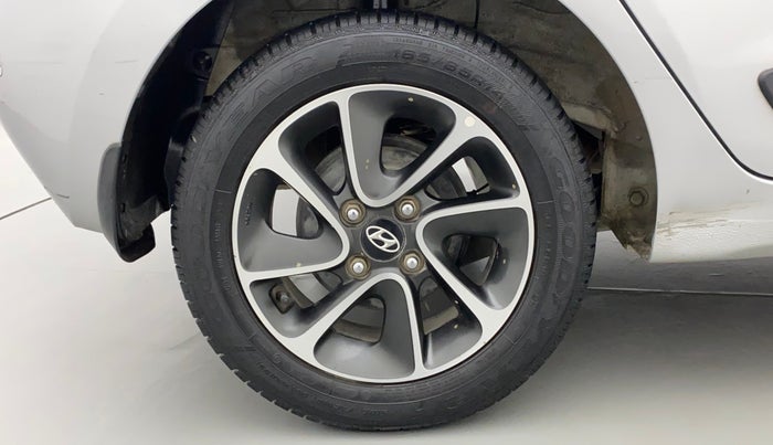 2018 Hyundai Grand i10 SPORTZ AT 1.2 KAPPA VTVT, Petrol, Automatic, 21,403 km, Right Rear Wheel