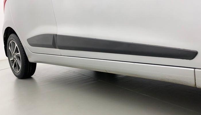 2018 Hyundai Grand i10 SPORTZ AT 1.2 KAPPA VTVT, Petrol, Automatic, 21,403 km, Right running board - Minor scratches