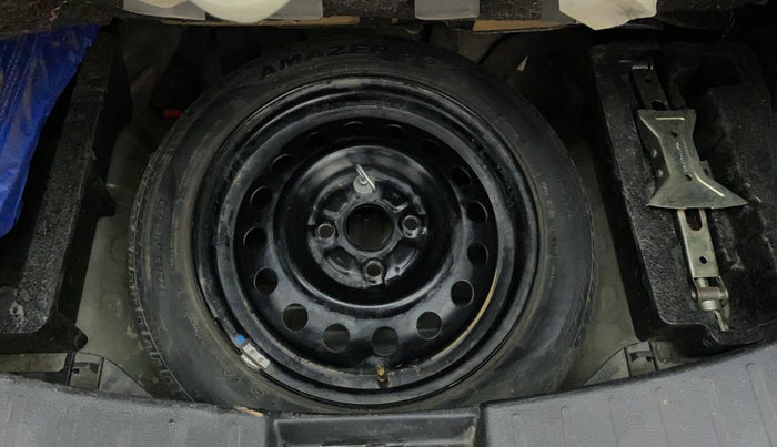 2015 Maruti Wagon R 1.0 VXI, Petrol, Manual, 83,510 km, Spare Tyre