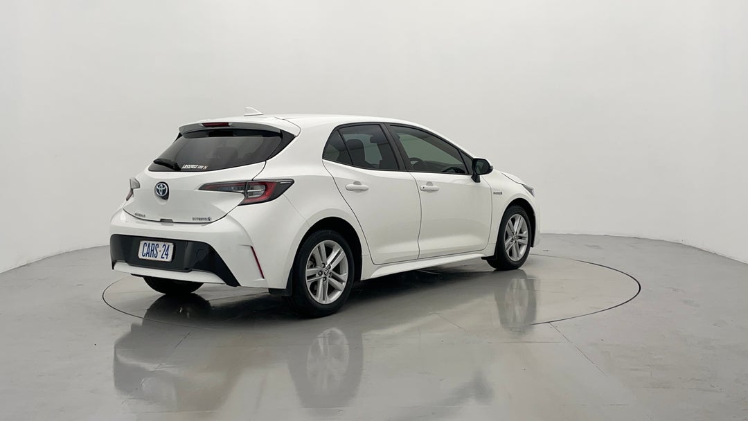 Right Back Diagonal (45- Degree) View