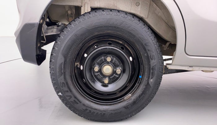 2018 Maruti Alto 800 LXI, Petrol, Manual, 32,279 km, Right Rear Wheel