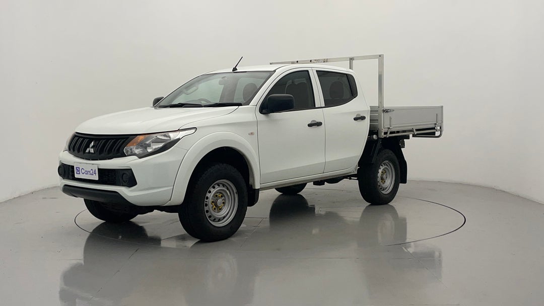 Left Front Diagonal (45- Degree) View