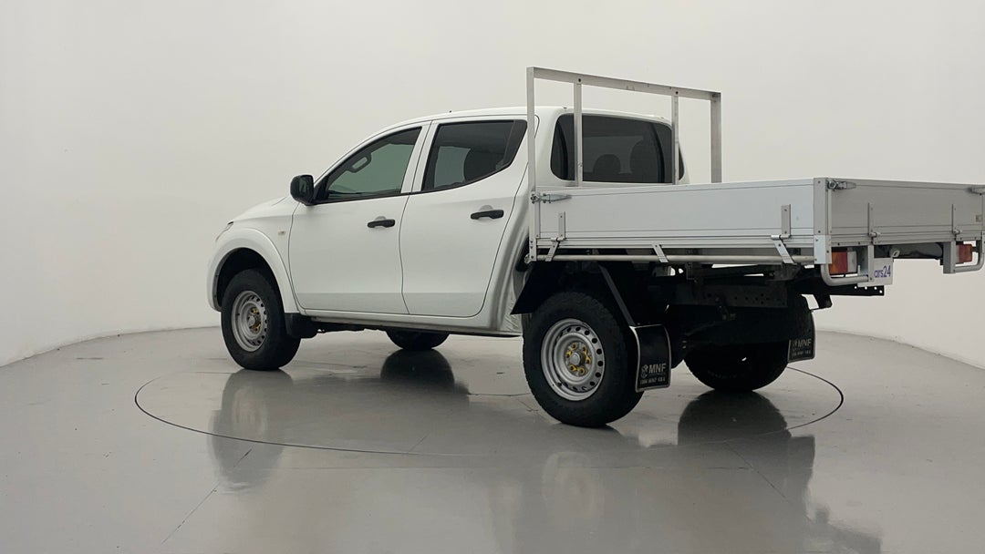 Left Back Diagonal (45- Degree) View