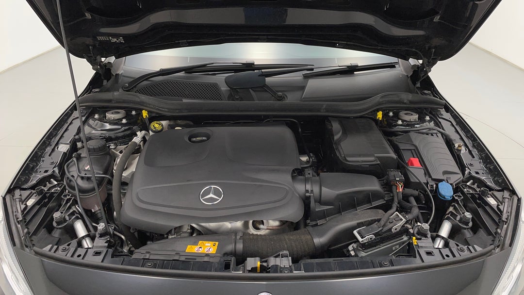 Open Bonnet (Engine)