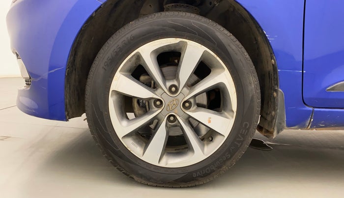 2015 Hyundai Elite i20 ASTA 1.2, Petrol, Manual, 1,02,238 km, Left Front Wheel