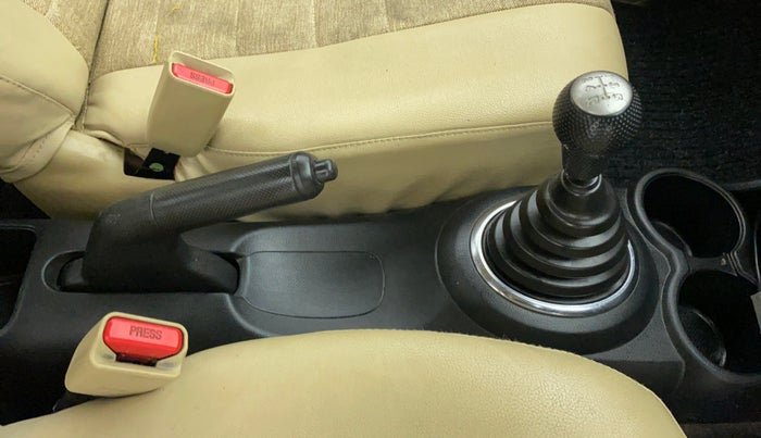 2014 Honda Amaze 1.2 SX MT I VTEC, Petrol, Manual, 46,383 km, Gear Lever