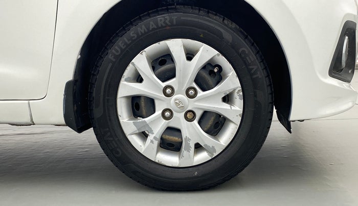 2016 Hyundai Grand i10 MAGNA 1.1 CRDI, Diesel, Manual, 1,35,645 km, Right Front Tyre